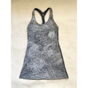 Lululemon Cool Racerback II Tank Top in Luon Spray Black & White/Gray | Size: 4